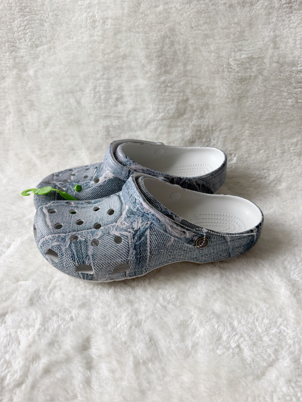 Crocs Classic Denim Clog Sandals Men's 11 NWT